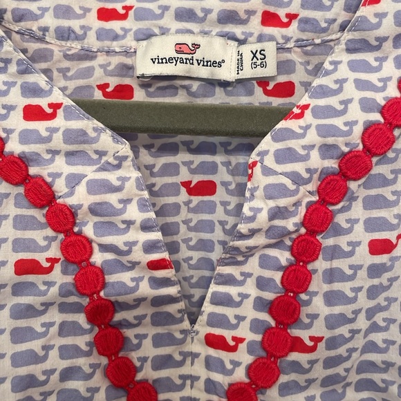 Vineyard Vines girls cover up - Picture 2 of 3